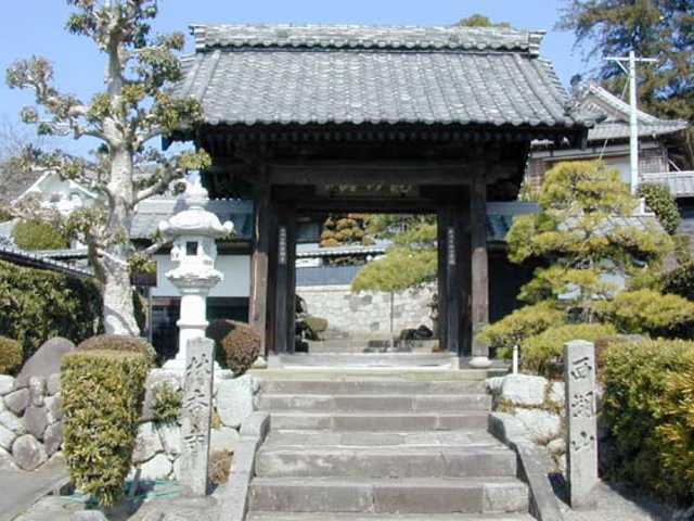 西湖山林香寺の写真1