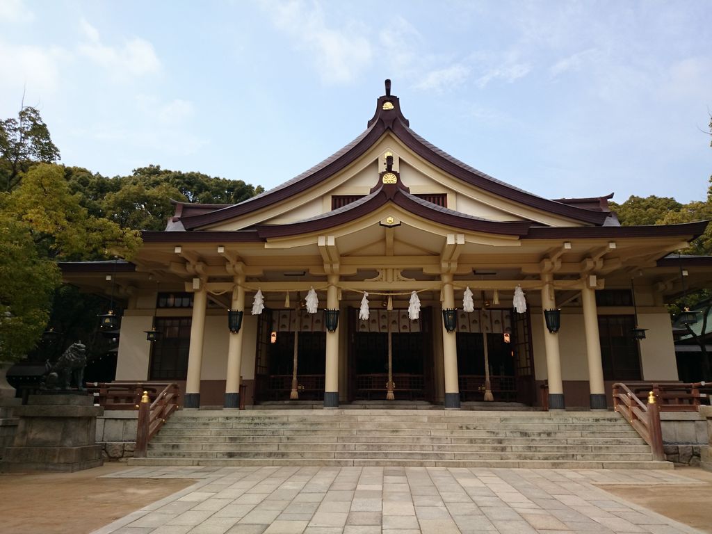 湊川神社