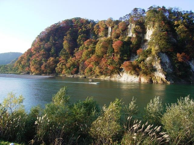 八向山と芭蕉乗船の地の写真1