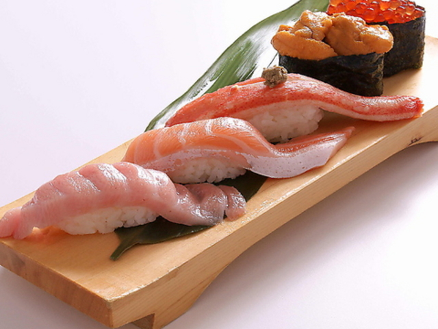 沼津 魚がし鮨 横浜 ランドマークプラザの写真1