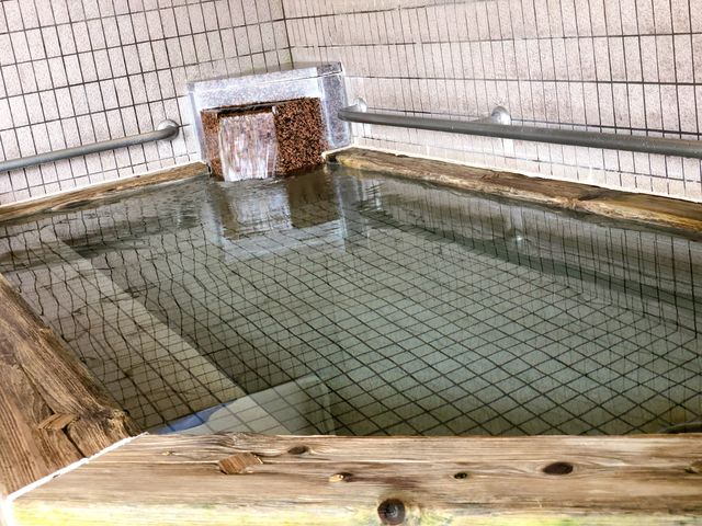 源泉かけ流し湯_遊神館