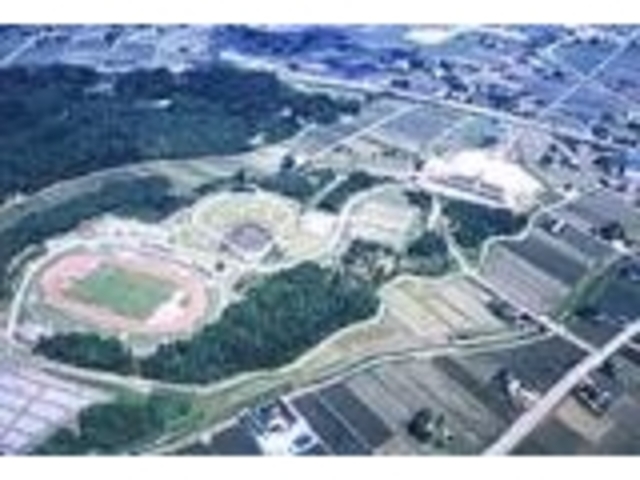 小矢部市運動公園の写真1