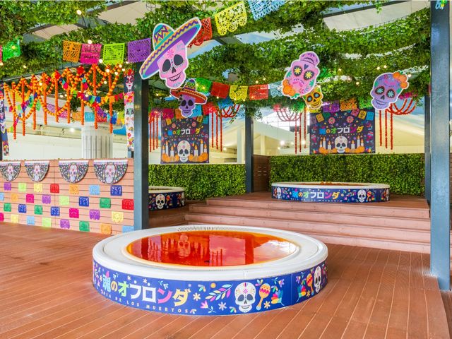 メキシコの死者の日をイメージした『魂のオフロンダ』を実施中!
(10/4〜11/30)_箱根小涌園ユネッサン