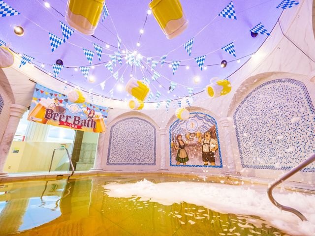 まるでドイツな『ビール風呂』本物のドイツビールを使用した投入イベントも★(9/13〜11/3)_箱根小涌園ユネッサン