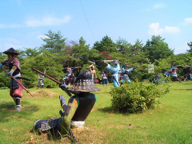 ウォーランド内4
全て浅野祥雲作んのコンクリート像_関ケ原ウォーランド