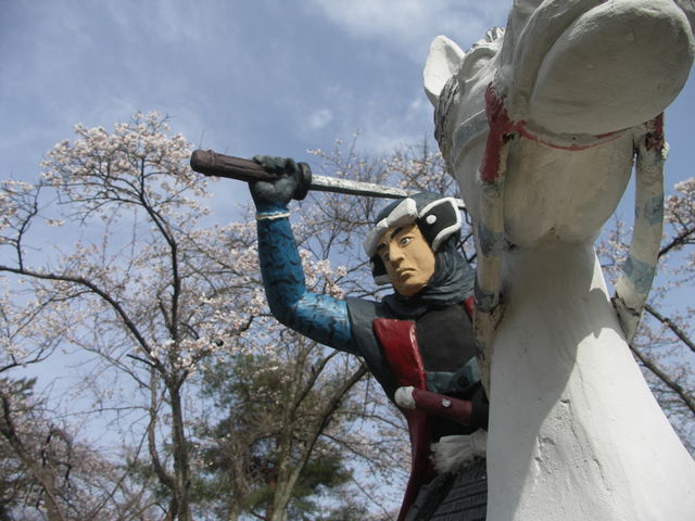 武将コンクリート像_関ケ原ウォーランド