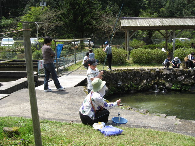 芦谷峡やまめの里