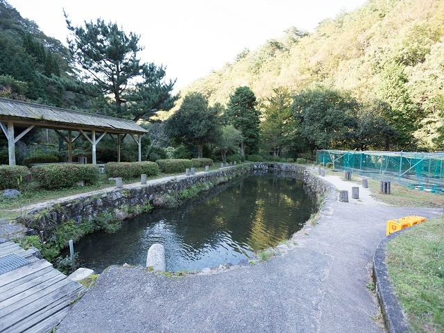 芦谷峡やまめの里