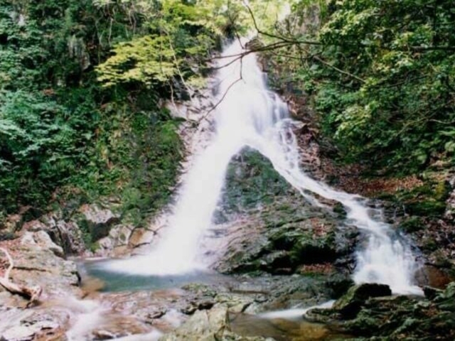 大鬼谷(雄滝雌滝)の写真1