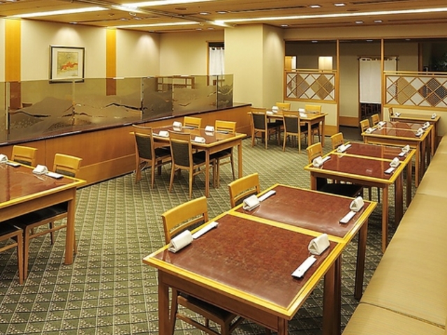 パレスホテル立川 和食堂 欅 けやきの写真1