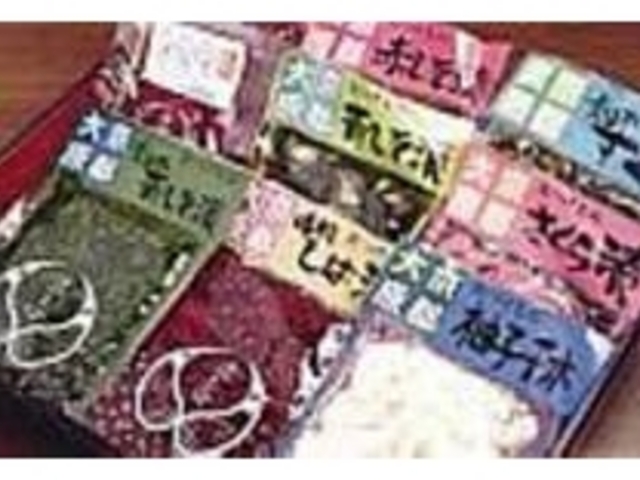 天然素材で漬けたしば漬はファン多し_辻しば漬本舗