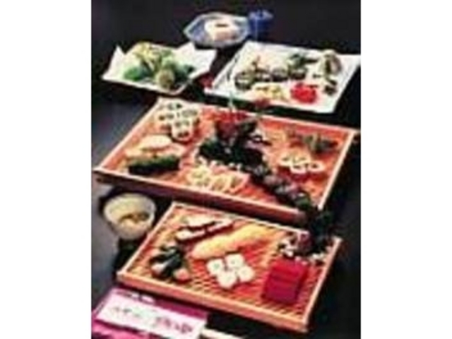 彩りも鮮やかで、細工も見事な料理_閑臥庵