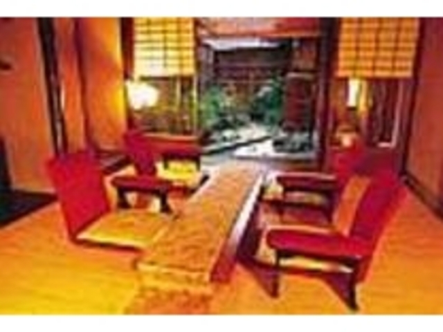 全4部屋の中で庭の前のこの部屋は特に人気_天界