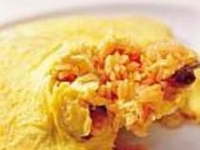 半熟玉子がライスを包み込む人気の逸品_グリル冨士屋