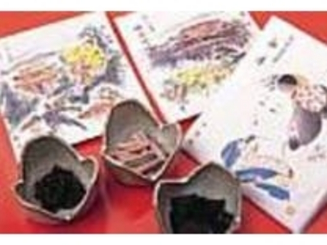 絵柄で選ぶのも楽しいけど、まずは試食を!_五辻の昆布