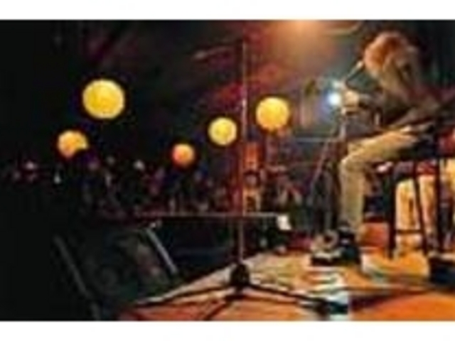 毎夜オールジャンルの音楽が楽しめる_拾得