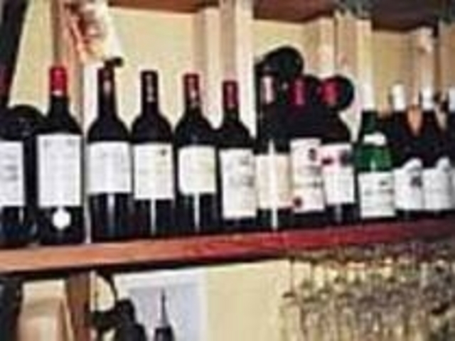 豊富に揃うワインを中心に、お酒が充実_H Du Pont アッシュ デュ ポント