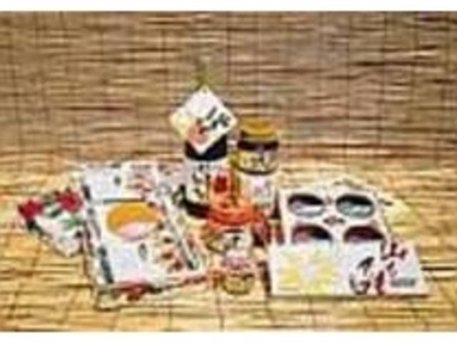 伊豆特産の山ももの商品がいっぱい_いとう白子