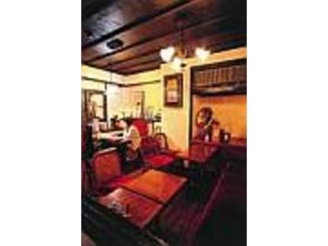 こんな素敵な内装の喫茶店はなかなか無い_珈琲屋 茜