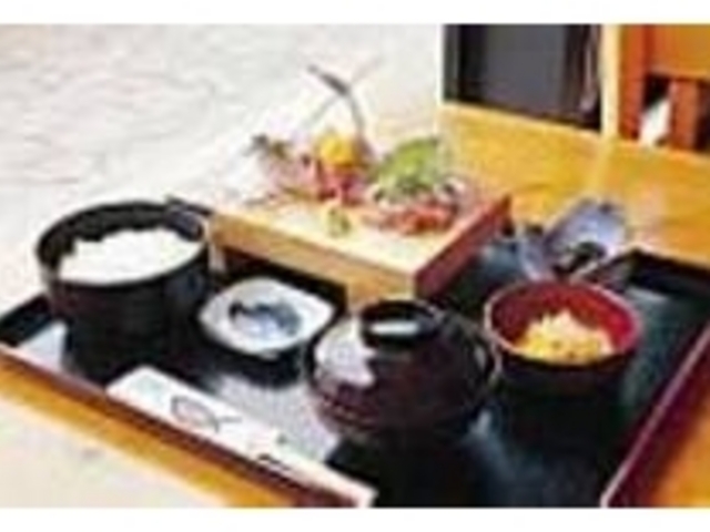 捕れたてを調理した『あじのたたき定食』_真鶴魚座