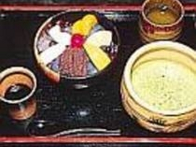 旅の疲れもふき飛ぶあんみつをぜひ_耕雲庵 しぐれ茶屋