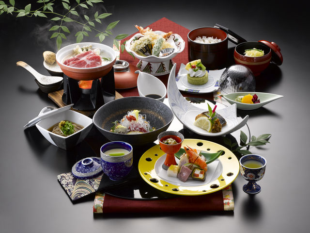 四季彩る☆季節の会席料理☆_ホテル湯の本