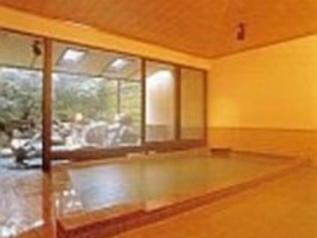 肌触りのいい内湯は露天とともに日帰り入浴可_箱根宿 夕霧荘