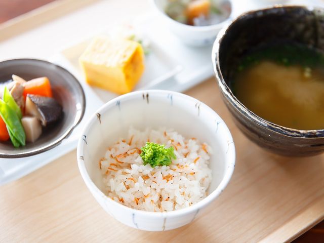 お食事もお楽しみいただけます。_小浜温泉 伊勢屋 日帰り温泉 茂吉の湯