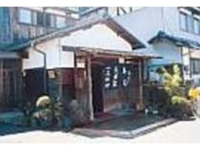 JR日生駅からほど近くに佇む純和風の建物_みやけ