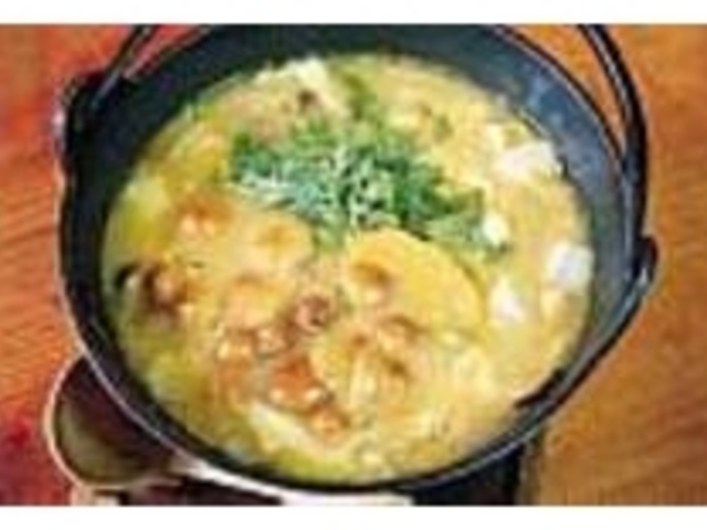 あつあつのほうとうをさぁ召しあがれ!_天下茶屋河口湖分店 峠の茶屋