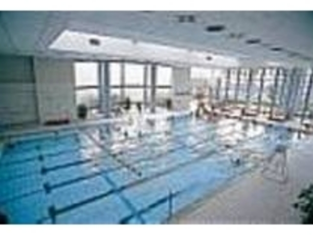 25m×6コースの室内温水プール_船橋アリーナ(船橋市総合体育館)