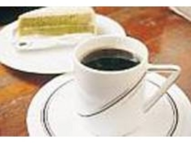 まろやかでコクのあるコーヒーはブラックで_珈琲館マイセン