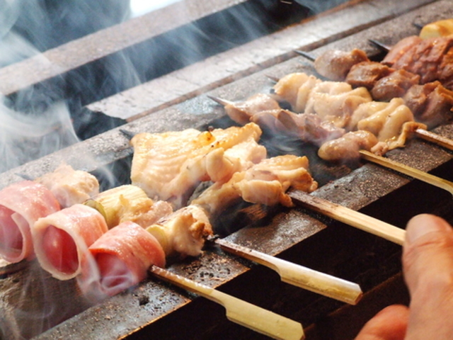 やきとり 串源の写真1