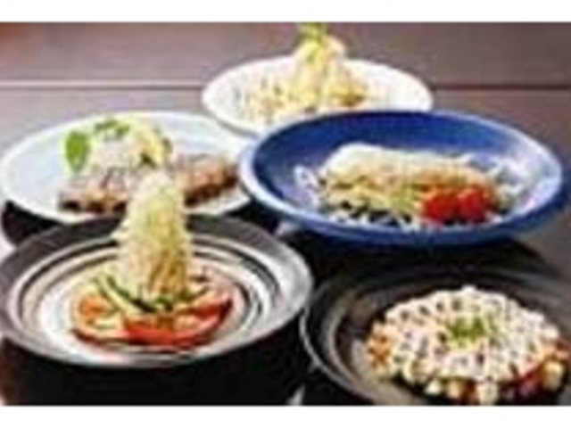 和洋中、幅広いジャンルのメニューが揃う_ビストロ教会