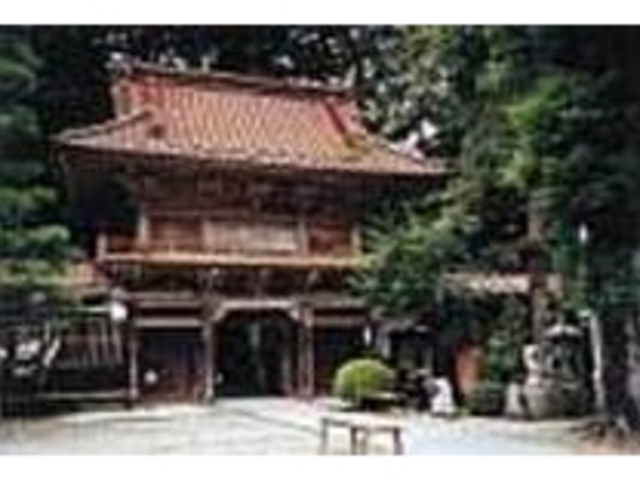 鎌倉時代に建立されたといわれる山門_大雄寺