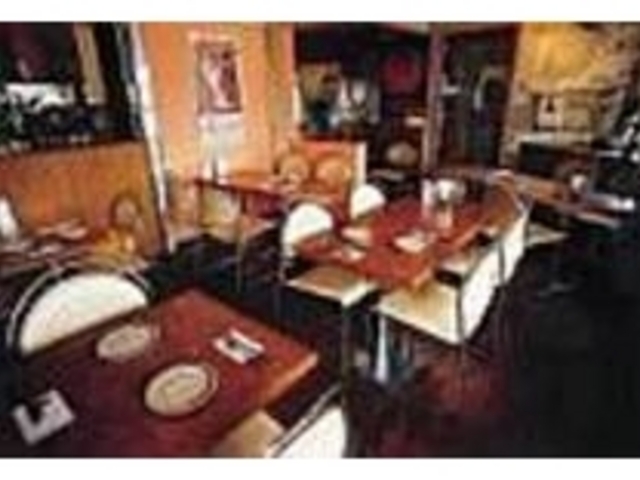 スペインのバルをテーマにしたお店_上野バル