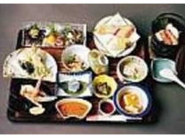 庄内の魚介類を堪能できる5250円の御膳_大山楼