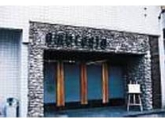30代以降のファンが多いシックなお店_ambrosia