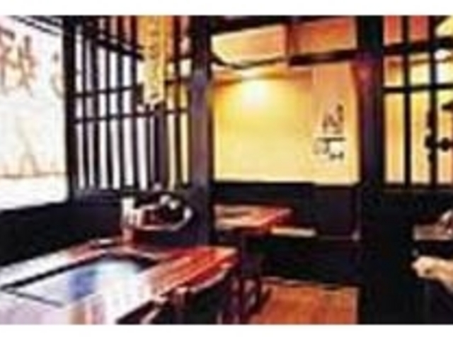 自分で焼けるので待ち時間も魅力のひとつ_ありんこ