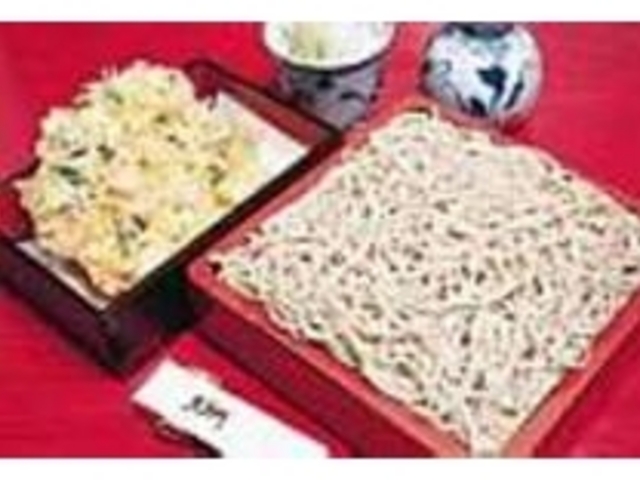 カラッと揚がった『かき揚げ』は歯応えも◎_大手門 大手町店