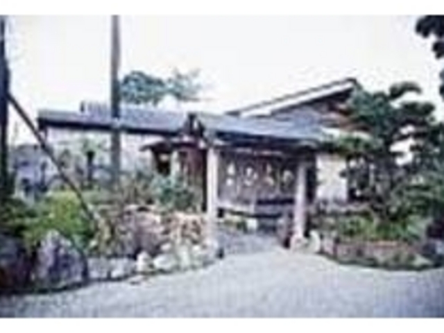 ししおどしの心地よい音が迎えてくれる_田舎味 茶屋ひらの
