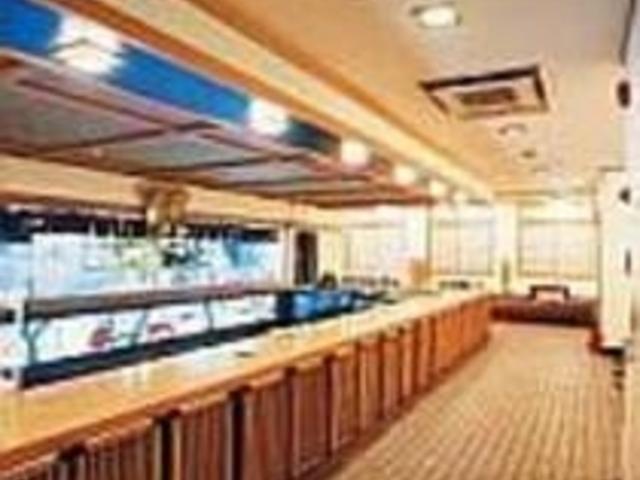 カウンターや座敷などタイプ別に楽しめる_漁亭