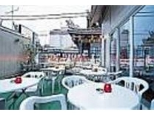 天気の良い日には利用したいテラス席_CHiNA GARdEN