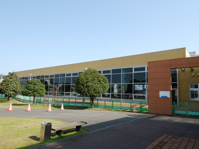 倉吉市営温水プール