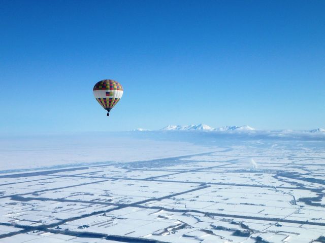 世界遺産知床やオホーツクの絶景を熱気球から!_摩周气船 熱気球フリーフライト