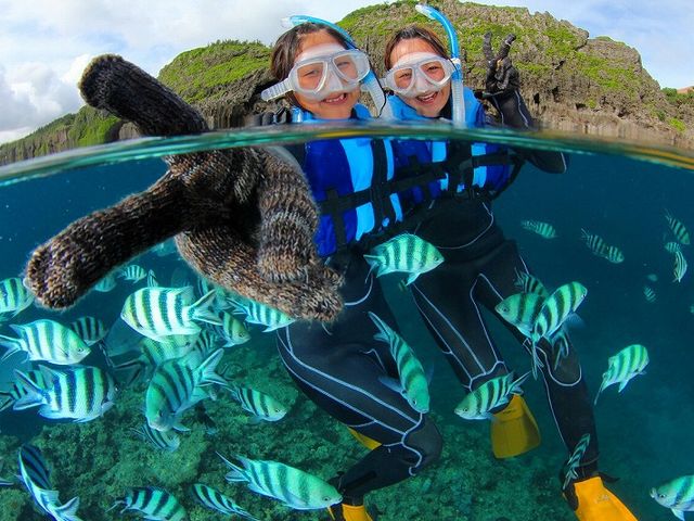ビーチツアーは、階段からのエントリーで青の洞窟を満喫しよう♪_プズマリダイバーズクラブ