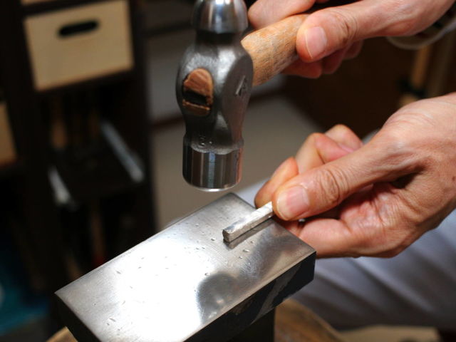 様々な工具を使って、本格的な作業を行います。_アトリエトントン