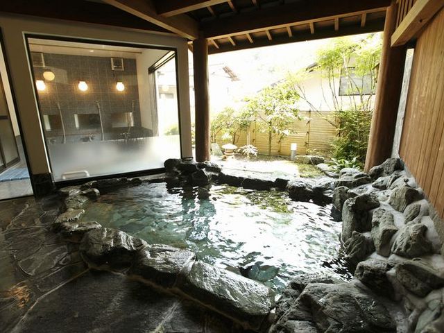 いろりの宿三吉