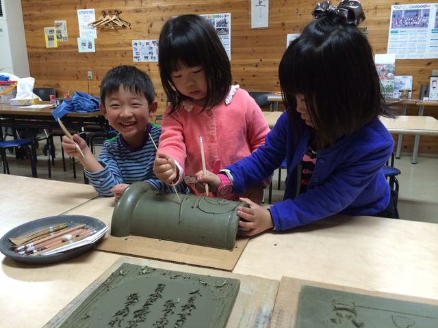 安冨白土瓦「かわらや」