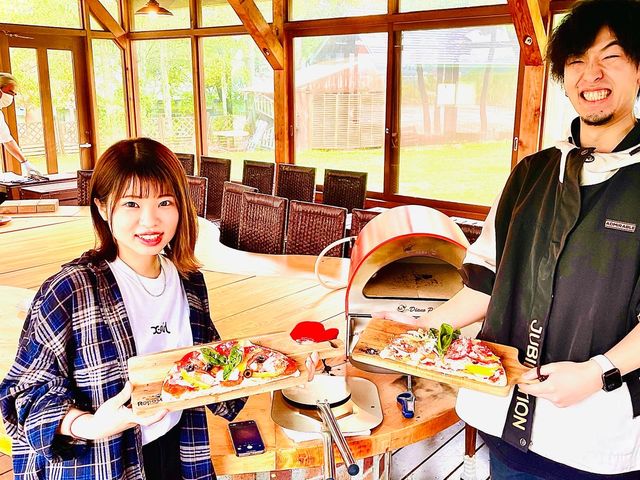 【ピザ作り】
カップル・ファミリー・友人グループ等、多くのお客様に楽しんで頂いております。_ルポゼ白馬